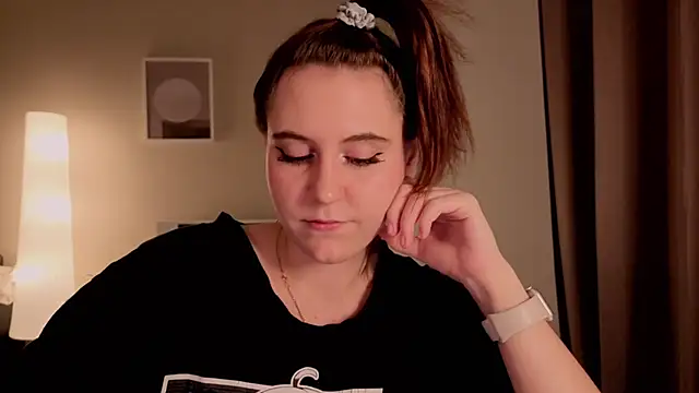 Diana Flower online show from December 1, 2025, 4:28 am