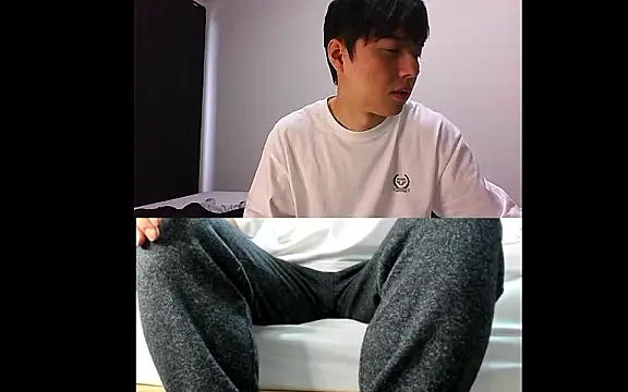 whitebriefboy online show from November 11, 2025, 4:34 am