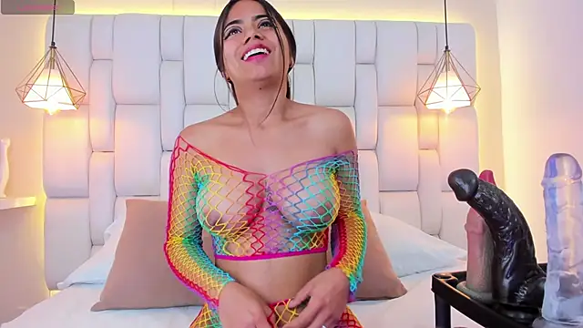 AslyGomez online show from January 17, 2025, 11:49 am