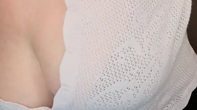 Helens love online show from October 26, 2025, 2:28 am