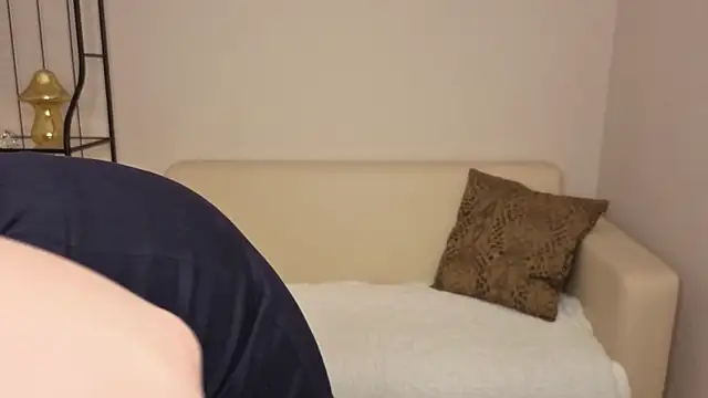 Helens love online show from April 2, 2026, 2:53 am