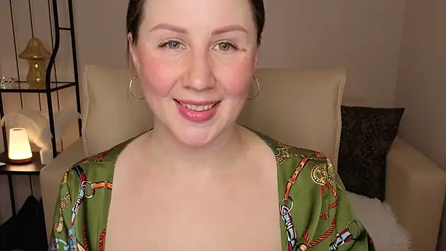 Helens love online show from April 20, 2026, 8:50 am