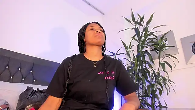 ebony hot1 online show from March 21, 2025, 1:45 pm