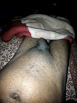 Yours daddy6728 online show from February 8, 2025, 9:04 pm