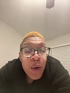 SexyHoneyRedd online show from March 6, 2026, 10:23 am