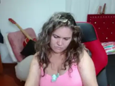 helenca43 online show from February 18, 2025, 11:55 am