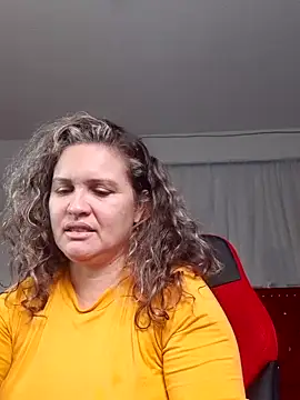 helenca43 online show from February 24, 2025, 2:15 pm