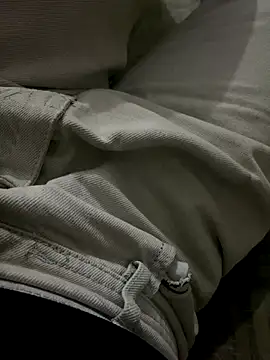 YawlingJingoist online show from November 21, 2025, 5:44 pm