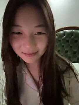 Snapshot of Sweet-Angel999 chatting on May 26, 2026, 3:41 pm Sweet-Angel999 online show from May 26, 2026, 3:41 pm