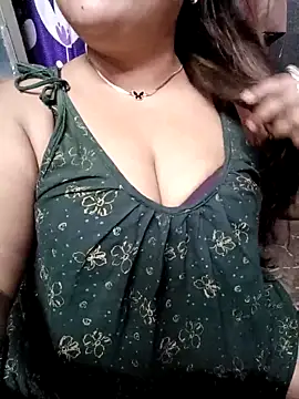 Beautyy38 online show from March 19, 2025, 7:38 pm