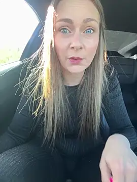 Joanachupa online show from April 21, 2026, 7:03 am