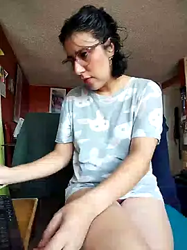 Im Alma  online show from March 19, 2025, 1:29 pm