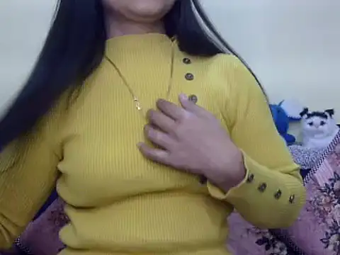 WildRuhi20 online show from January 18, 2025, 5:20 am