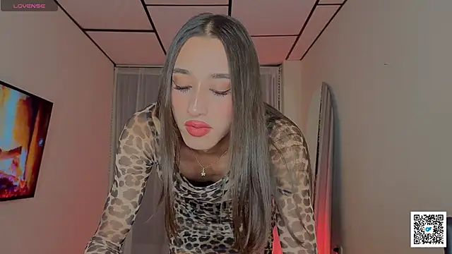 Goddivaa online show from December 4, 2025, 5:28 am