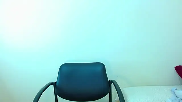 JessicaRabbit04 online show from October 15, 2025, 6:52 pm