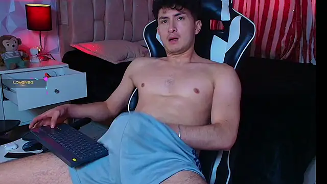 santyago taylor online show from January 18, 2025, 9:34 pm