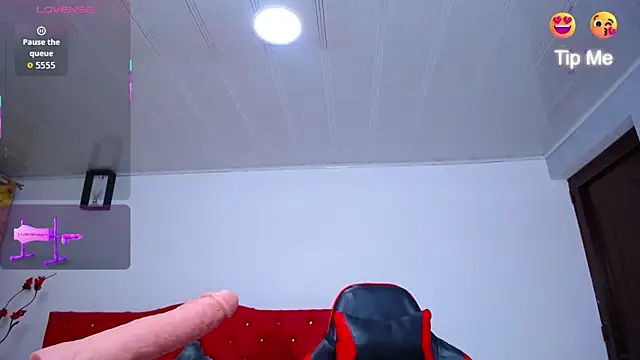 cristal horny19 online show from April 21, 2026, 1:42 am