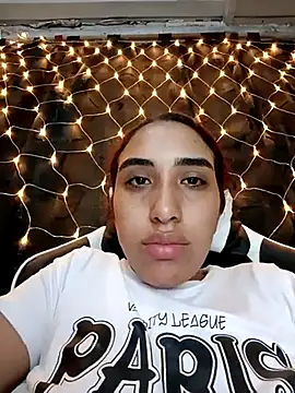 ifeelverywet andhot online show from September 12, 2025, 2:39 pm