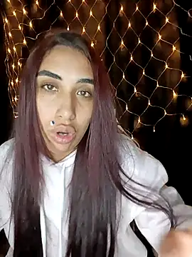 ifeelverywet andhot online show from November 8, 2025, 5:07 am