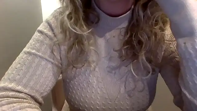 JenniLowen online show from February 14, 2025, 2:33 pm