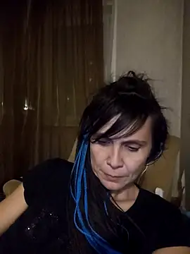 Francenia lolis online show from October 3, 2025, 9:23 pm