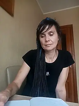 Francenia lolis online show from October 12, 2025, 10:14 am