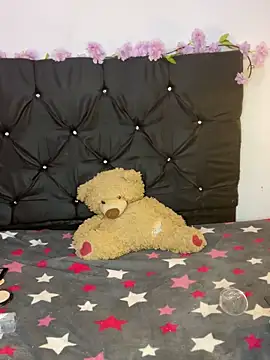 alisson carolina73 online show from March 16, 2025, 9:05 pm