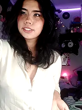 kiki cavilll online show from December 6, 2024, 1:07 am