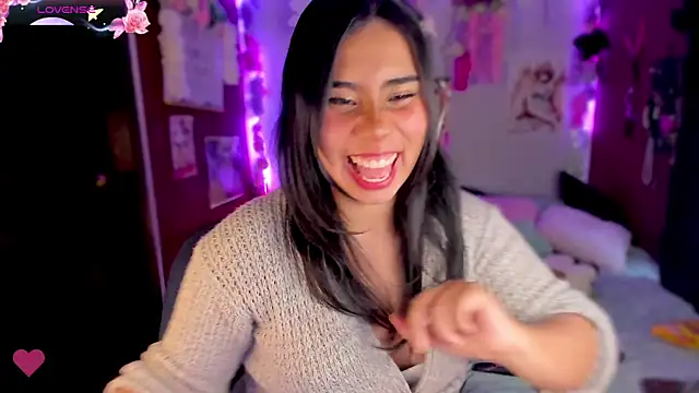 kiki cavilll online show from February 12, 2025, 10:59 pm