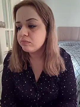 cansuozell online show from December 19, 2025, 10:00 am