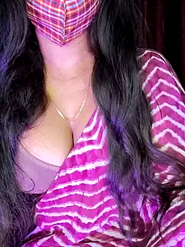 SexyAndHottie online show from March 19, 2025, 5:06 pm