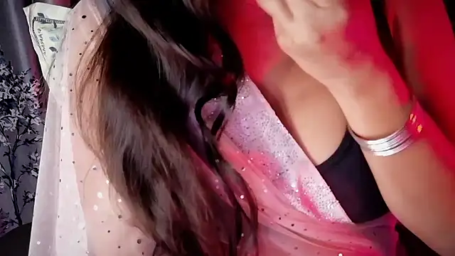 Snapshot of SexyAndHottie chatting on January 7, 2026, 3:36 pm SexyAndHottie online show from January 7, 2026, 3:36 pm