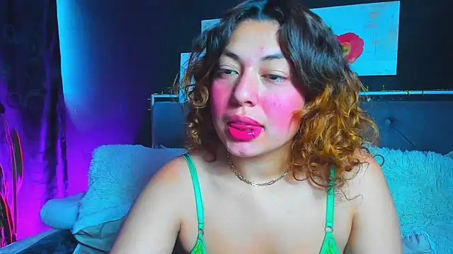 dulce celeste15 online show from January 9, 2025, 6:47 pm