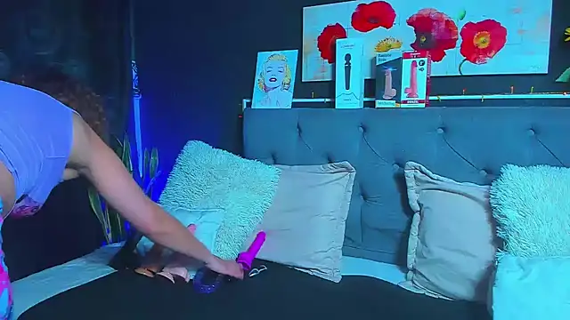 dulce celeste15 online show from February 2, 2025, 10:13 am