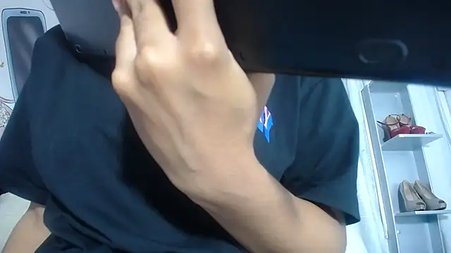 Snapshot of KOURTNEY-- chatting on September 16, 2025, 1:39 am KOURTNEY-- online show from September 16, 2025, 1:39 am