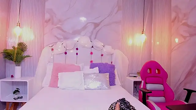 Carohorny4u online show from September 20, 2025, 12:17 pm