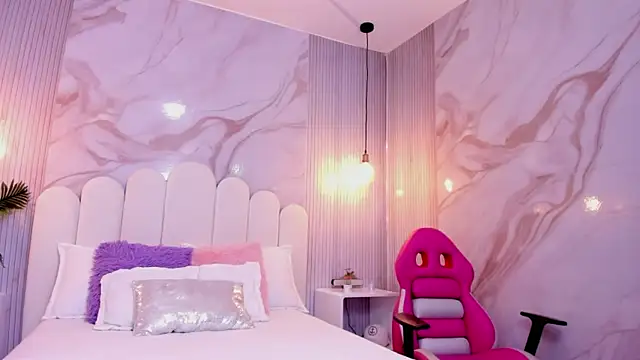 Carohorny4u online show from October 4, 2025, 12:14 pm