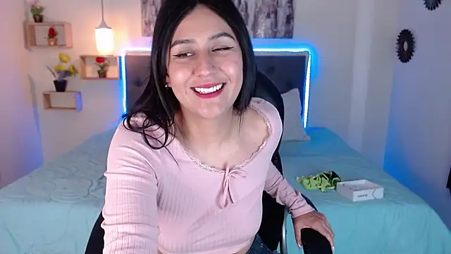 mia aira online show from January 26, 2025, 4:41 pm