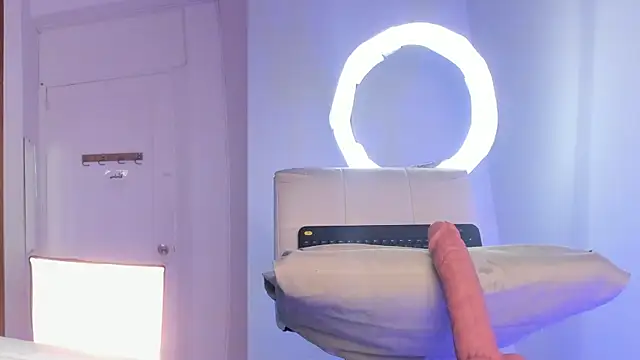 zoe backer online show from September 11, 2025, 11:10 am