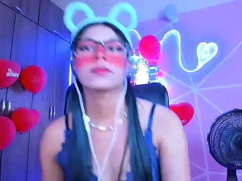  ALLYSON18  online show from February 19, 2025, 2:34 pm