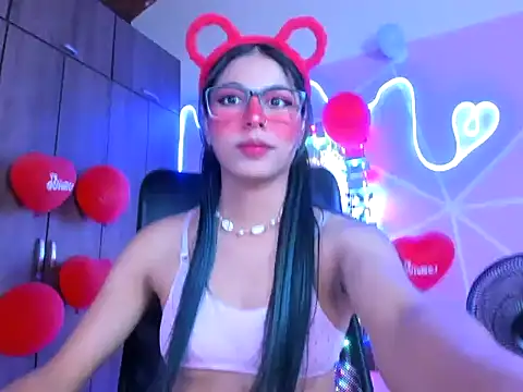  ALLYSON18  online show from February 20, 2025, 5:51 pm