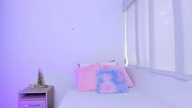 Brisa blue online show from December 9, 2024, 9:05 pm