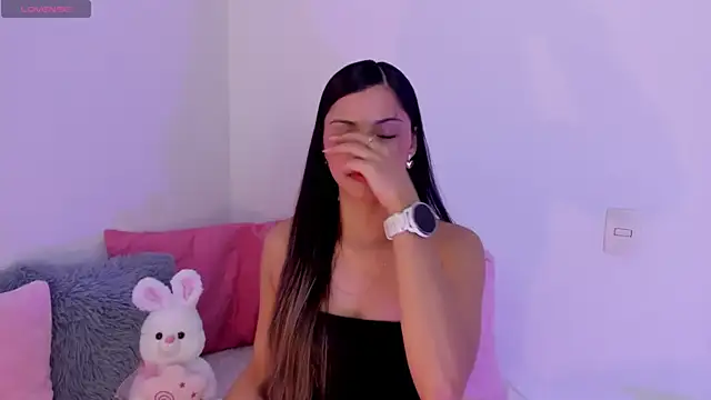 Snapshot of Brisa_blue chatting on June 1, 2026, 7:48 pm Brisa blue online show from June 1, 2026, 7:48 pm