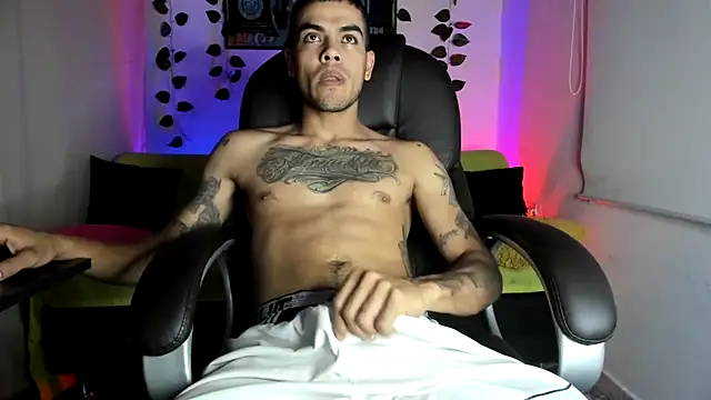 mikee scooth online show from September 29, 2025, 11:53 pm