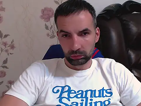 Snapshot of Leo_1617 chatting on June 11, 2026, 12:14 pm Leo 1617 online show from June 11, 2026, 12:14 pm