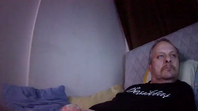 amylrmm1903 online show from July 27, 2026, 9:22 pm