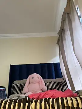 NickyBabes online show from April 15, 2026, 8:54 am