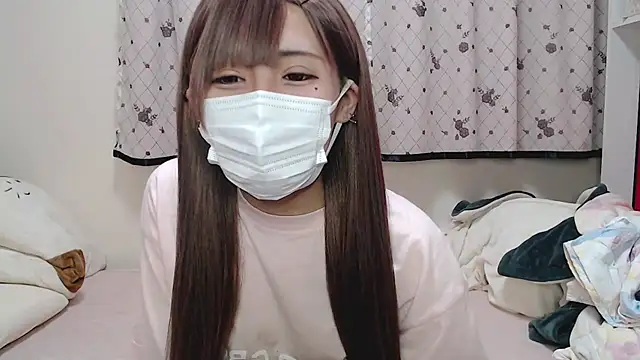  hiyor  online show from December 30, 2024, 5:02 pm