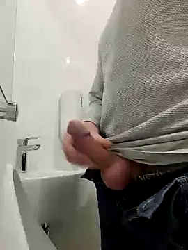 Veinedur online show from December 10, 2024, 11:32 am