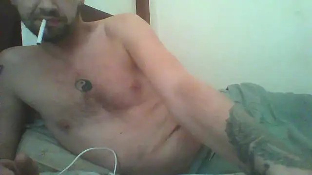 Snapshot of Danjamez1892 chatting on March 1, 2025, 3:43 am Danjamez1892 online show from March 1, 2025, 3:43 am